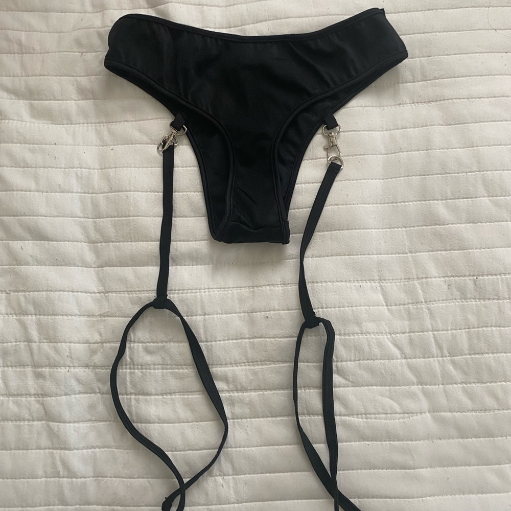 IHEARTRAVES bottoms